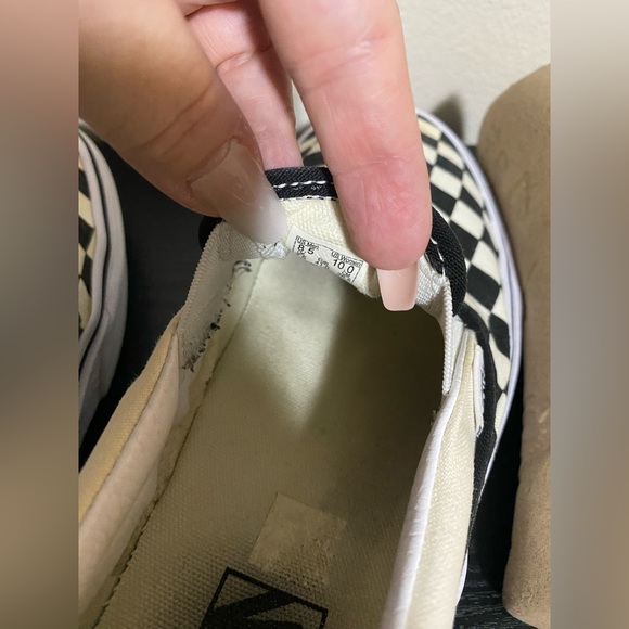 🔥Used Vans black and white checkered- W-10 M- 8.5 - Picture 8 of 12